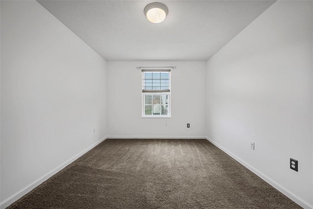 North Huntingdon, Pennsylvania 15642, United States, 4 Bedrooms Bedrooms, ,4 BathroomsBathrooms,Residential,Active,198469