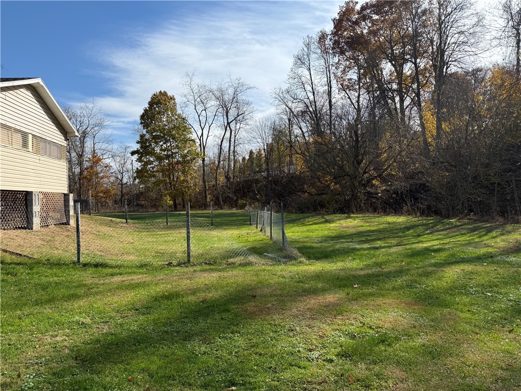 Redstone Twp, Pennsylvania 15475, United States, 3 Bedrooms Bedrooms, ,2 BathroomsBathrooms,Residential,Active,241635