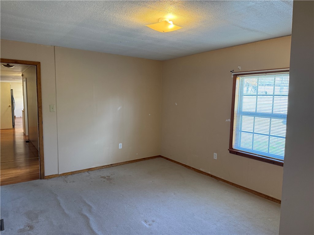 Redstone Twp, Pennsylvania 15475, United States, 3 Bedrooms Bedrooms, ,2 BathroomsBathrooms,Residential,Active,241635