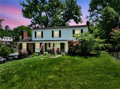 Photo of 2347 Hidden Timber Dr, Pittsburgh, PA 15241 (MLS # 1758594)
