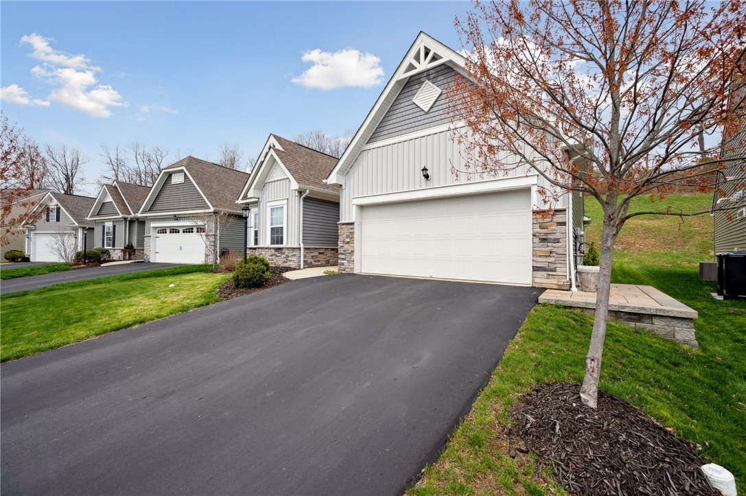 524 Douglas Dr
