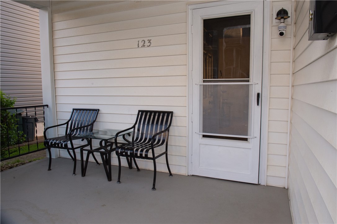 123 Donaghy Avenue