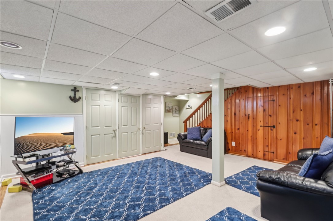 4219 Colonial Park Dr Dr, Brentwood, Pennsylvania image 24