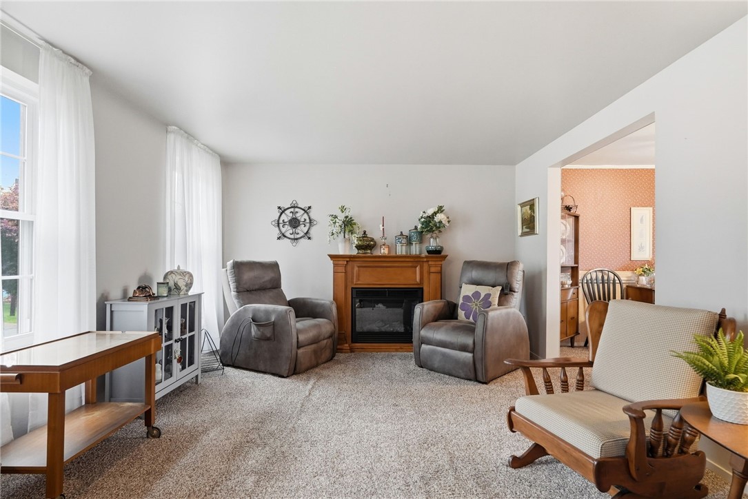 1522 Leona Ave