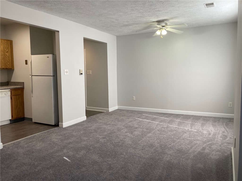 Manchester, Pennsylvania 15233, United States, 2 Bedrooms Bedrooms, ,1 BathroomBathrooms,Residential,Active,55744