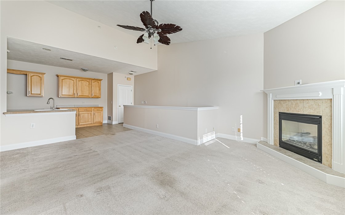 227 Adams Pointe Blvd 3