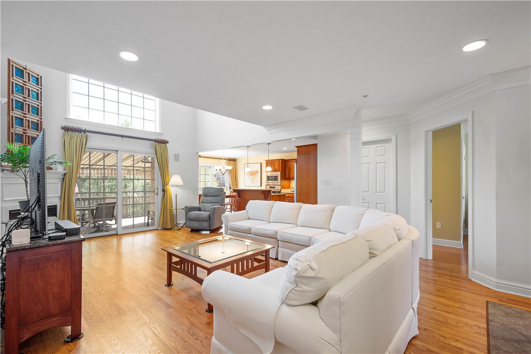 Peters Twp, Pennsylvania 15317, United States, 3 Bedrooms Bedrooms, ,4 BathroomsBathrooms,Residential,Contingent,119094