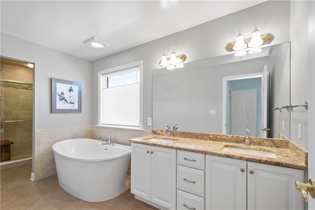 Peters Twp, Pennsylvania 15317, United States, 3 Bedrooms Bedrooms, ,4 BathroomsBathrooms,Residential,Contingent,119094