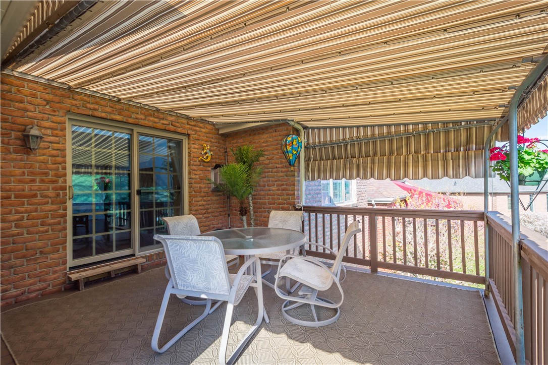 Peters Twp, Pennsylvania 15317, United States, 3 Bedrooms Bedrooms, ,4 BathroomsBathrooms,Residential,Contingent,119094