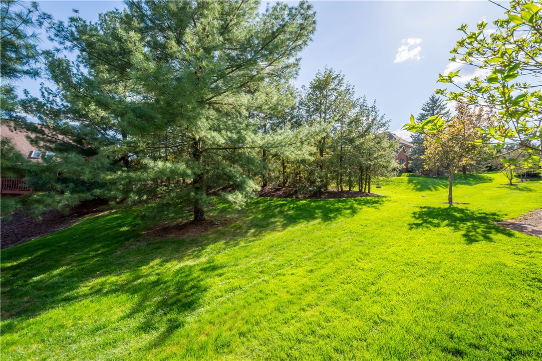 Peters Twp, Pennsylvania 15317, United States, 3 Bedrooms Bedrooms, ,4 BathroomsBathrooms,Residential,Contingent,119094