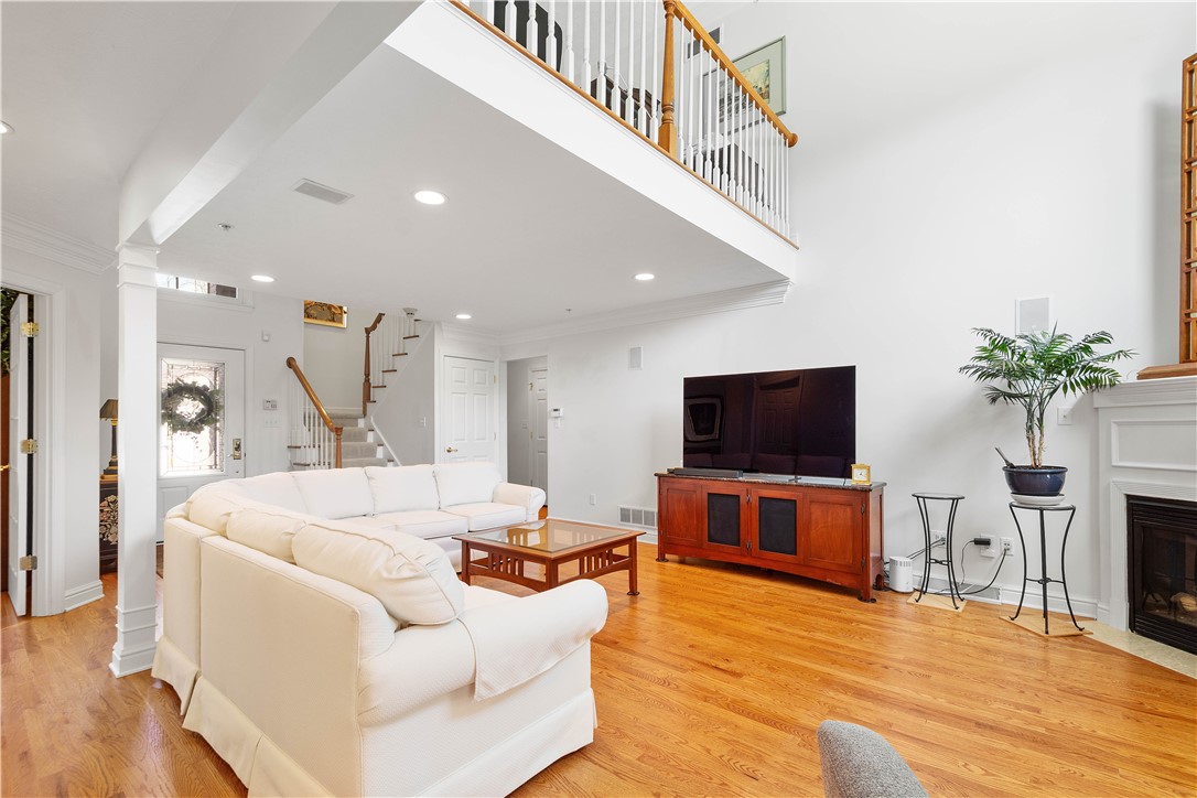 Peters Twp, Pennsylvania 15317, United States, 3 Bedrooms Bedrooms, ,4 BathroomsBathrooms,Residential,Contingent,119094