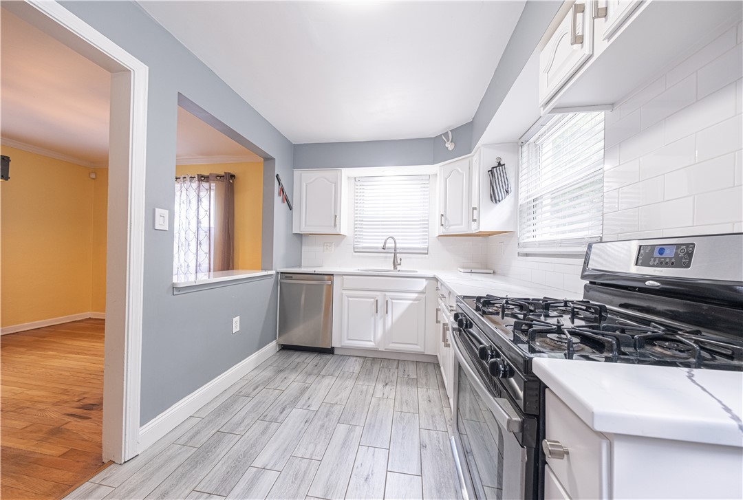 Ross Twp, Pennsylvania 15237, United States, 3 Bedrooms Bedrooms, ,1 BathroomBathrooms,Residential,Contingent,211754