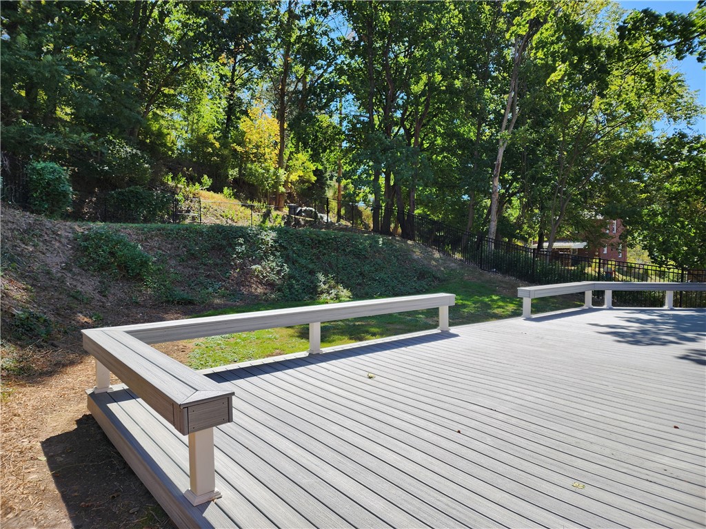 Ross Twp, Pennsylvania 15237, United States, 3 Bedrooms Bedrooms, ,1 BathroomBathrooms,Residential,Contingent,211754