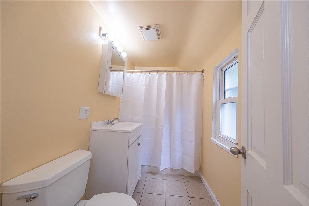 Ross Twp, Pennsylvania 15237, United States, 3 Bedrooms Bedrooms, ,1 BathroomBathrooms,Residential,Contingent,211754