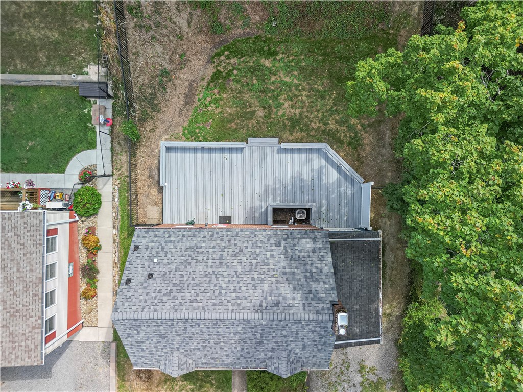 Ross Twp, Pennsylvania 15237, United States, 3 Bedrooms Bedrooms, ,1 BathroomBathrooms,Residential,Contingent,211754