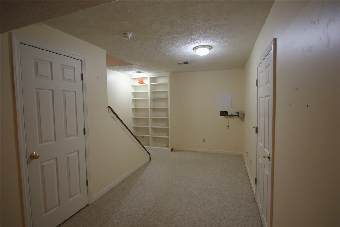 189 Old Village Lane Ln, Bethel Park, Pennsylvania image 25