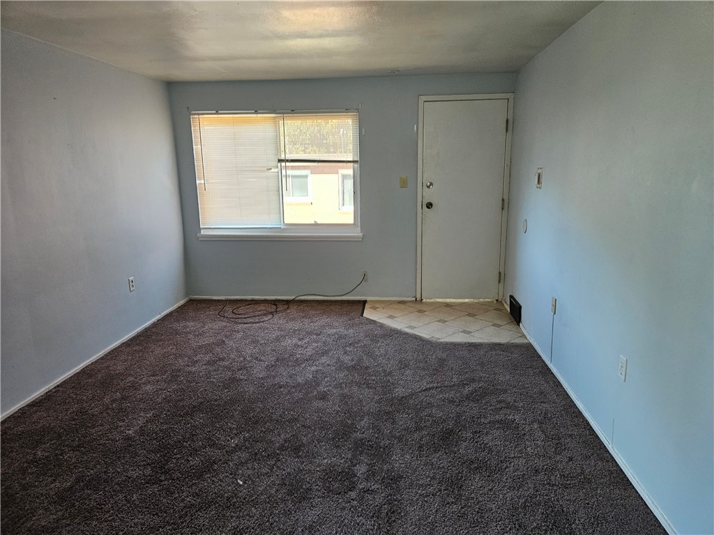 Swissvale, Pennsylvania 15218, United States, 2 Bedrooms Bedrooms, ,1 BathroomBathrooms,Residential,Active,37334
