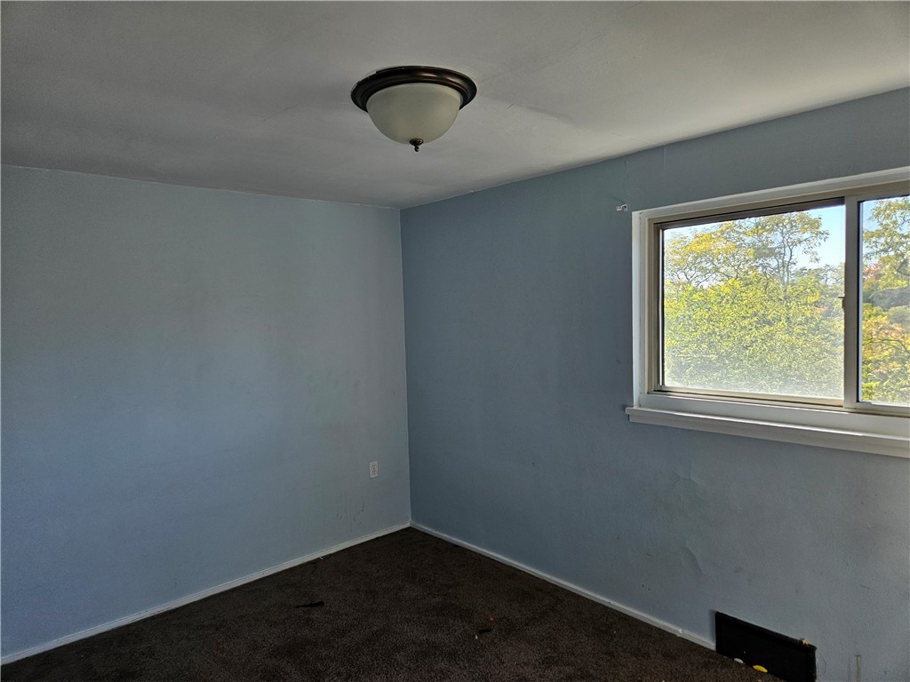 Swissvale, Pennsylvania 15218, United States, 2 Bedrooms Bedrooms, ,1 BathroomBathrooms,Residential,Active,37334