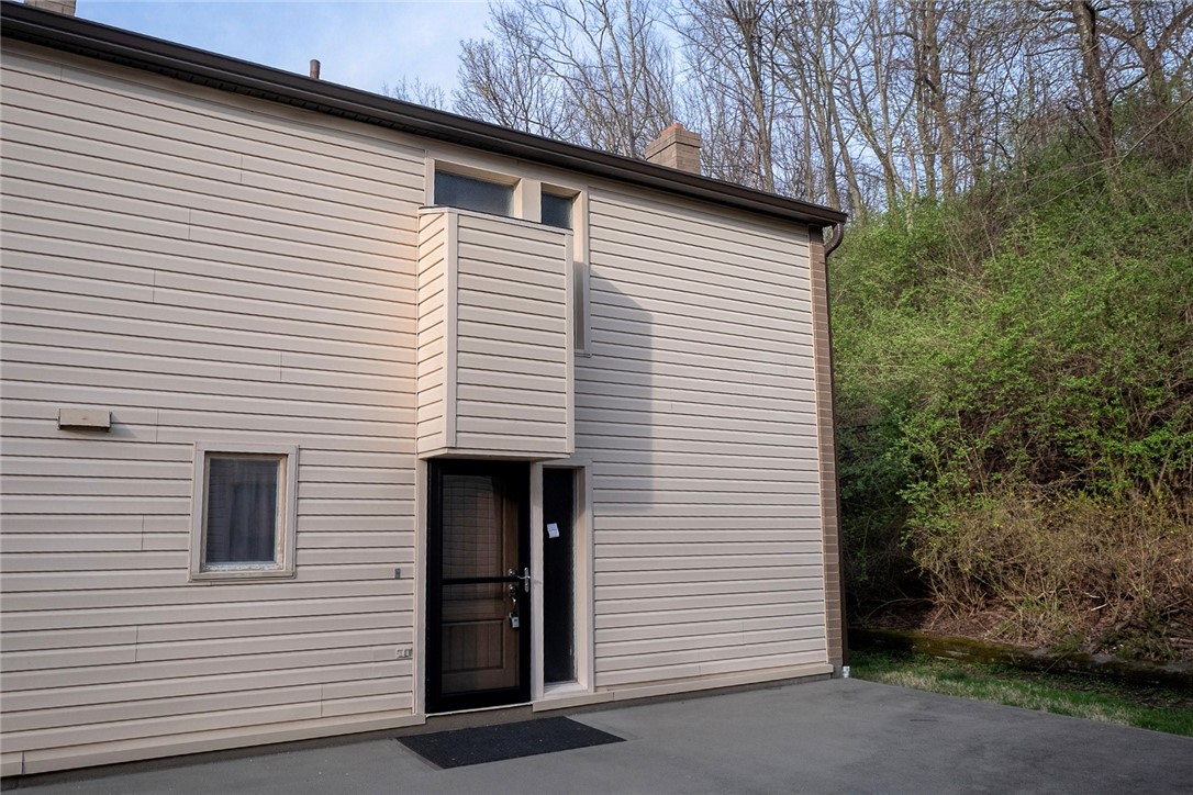 1455 Spreading Oak Dr C