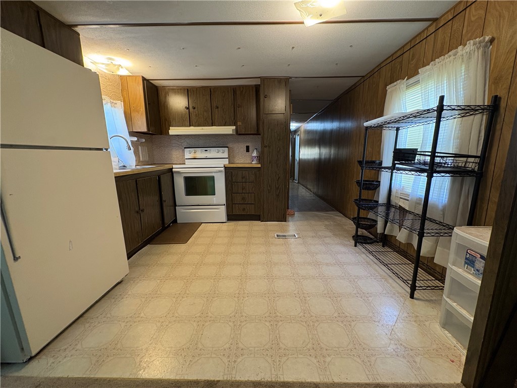 210 Jill Dr 60