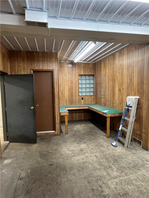 Bullskin Twp, Pennsylvania 15666, United States, ,Commercial,Active,156147