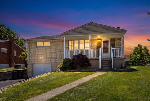 Photo of 641 Judith Dr, Pittsburgh, PA 15236 (MLS # 1763050)