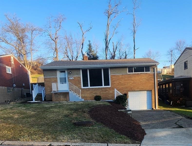 470 Spring Valley Road Rd, West Mifflin, Pennsylvania image 1