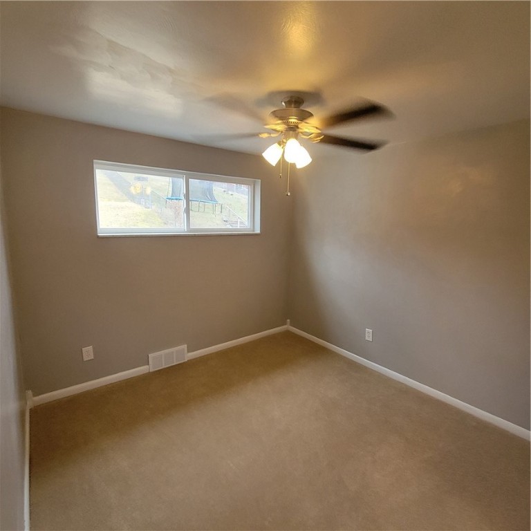 470 Spring Valley Road Rd, West Mifflin, Pennsylvania image 21