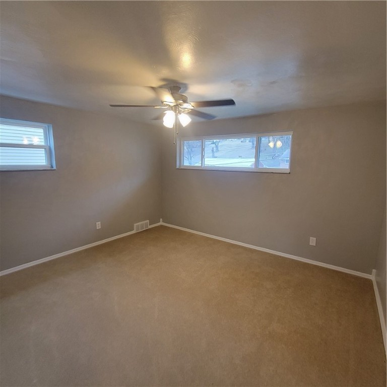 470 Spring Valley Road Rd, West Mifflin, Pennsylvania image 25