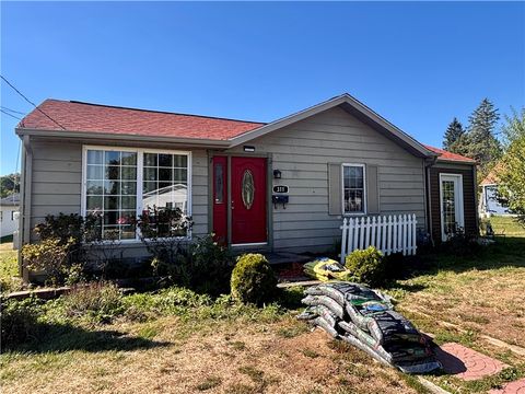 Photo of 311 15th Ave, Beaver Falls, PA 15010 (MLS # 1724366)