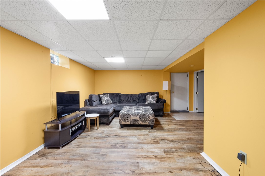 Baldwin Boro, Pennsylvania 15236, United States, 3 Bedrooms Bedrooms, ,2 BathroomsBathrooms,Residential,Active,136896