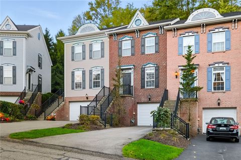 Photo of 103 Beech St, Gibsonia, PA 15044 (MLS # 1725526)