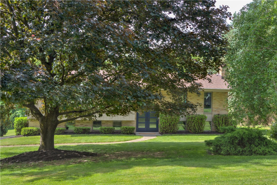 141 N Pine Circle