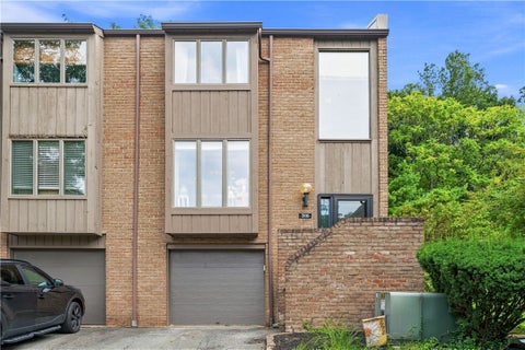 Condo For Sale - 316 Elm Ct Ct<br/> Ross Twp, PA 15237