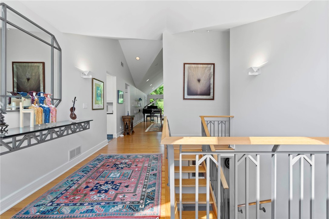 241 W Chapel Ridge Road
