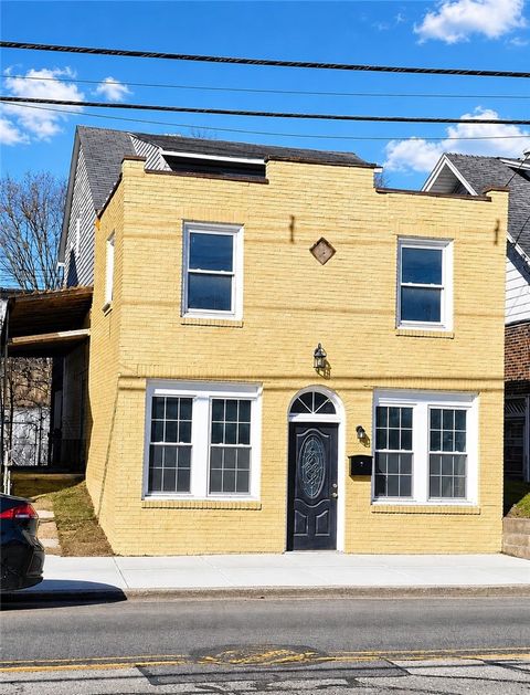 Homes For Sale - 1999 Duss Ave Ave<br/> Ambridge, PA 15003