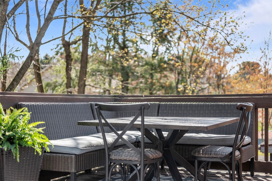 McCandless, Pennsylvania 15237, United States, 3 Bedrooms Bedrooms, ,2 BathroomsBathrooms,Residential,Contingent,114188