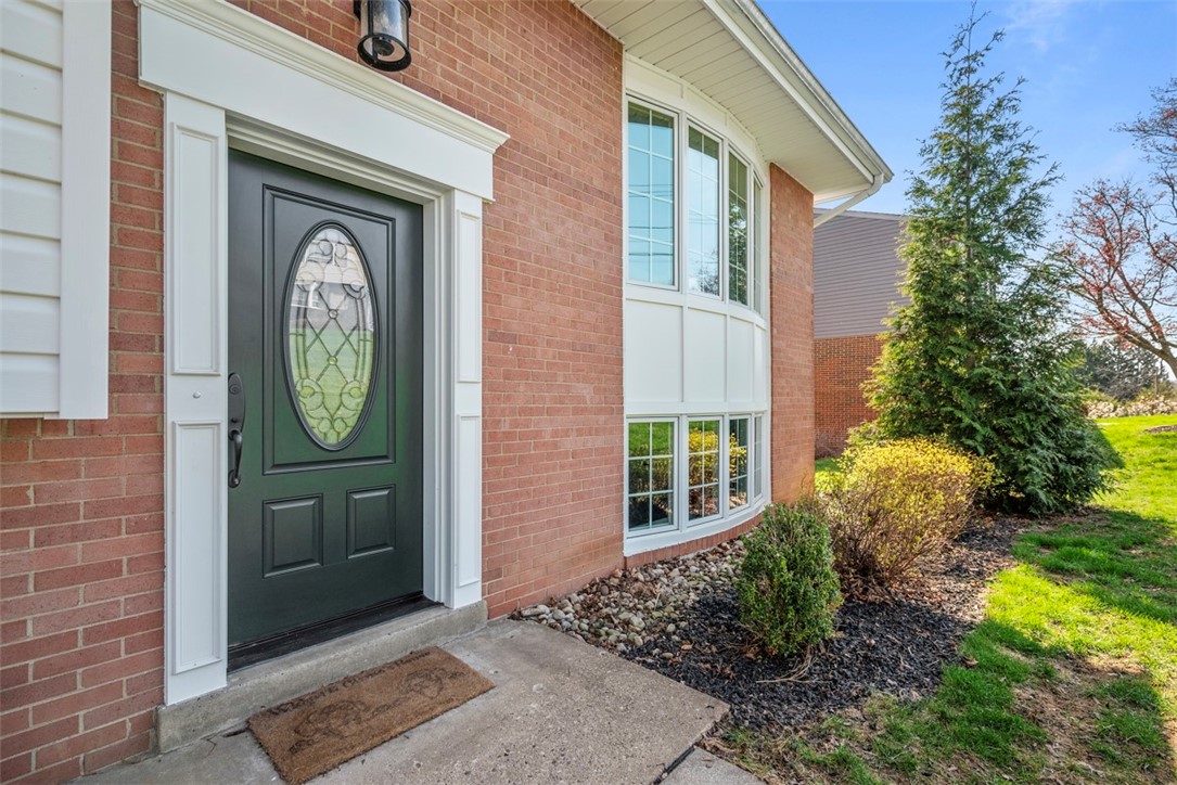 McCandless, Pennsylvania 15237, United States, 3 Bedrooms Bedrooms, ,2 BathroomsBathrooms,Residential,Contingent,114188