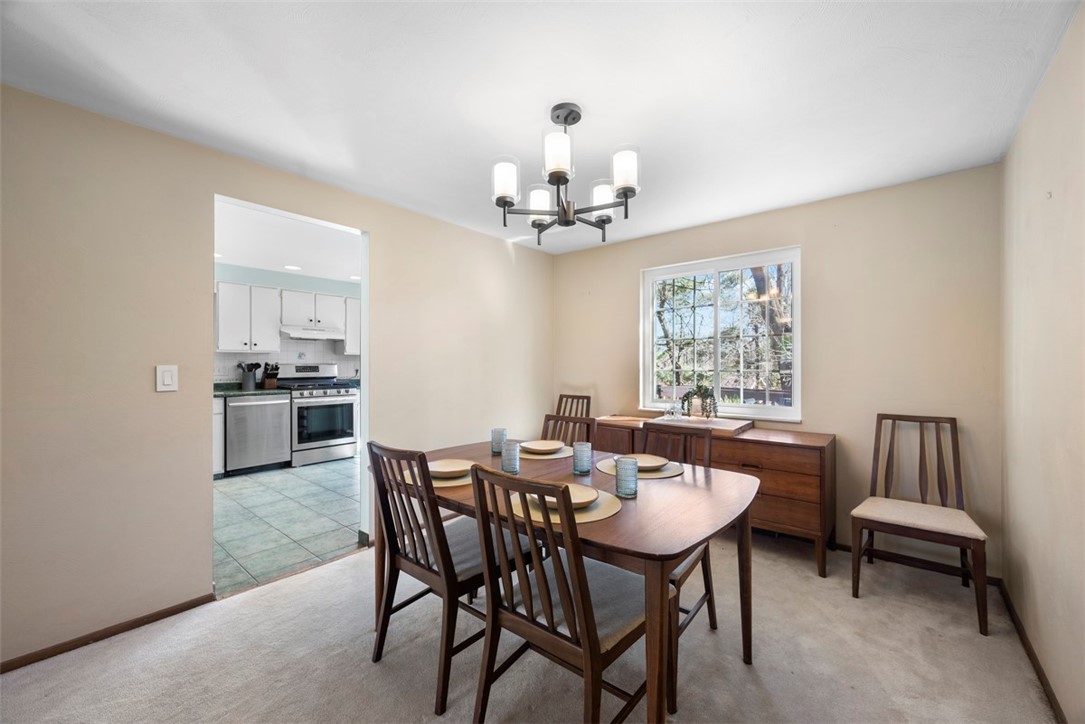 McCandless, Pennsylvania 15237, United States, 3 Bedrooms Bedrooms, ,2 BathroomsBathrooms,Residential,Contingent,114188