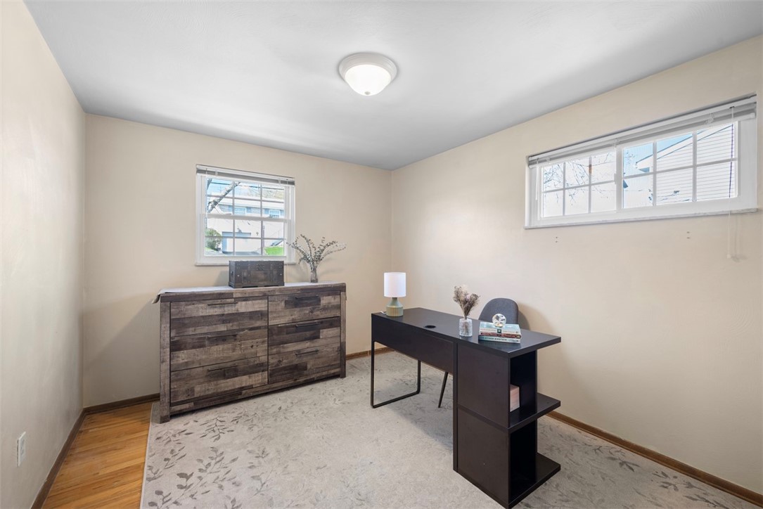 McCandless, Pennsylvania 15237, United States, 3 Bedrooms Bedrooms, ,2 BathroomsBathrooms,Residential,Contingent,114188