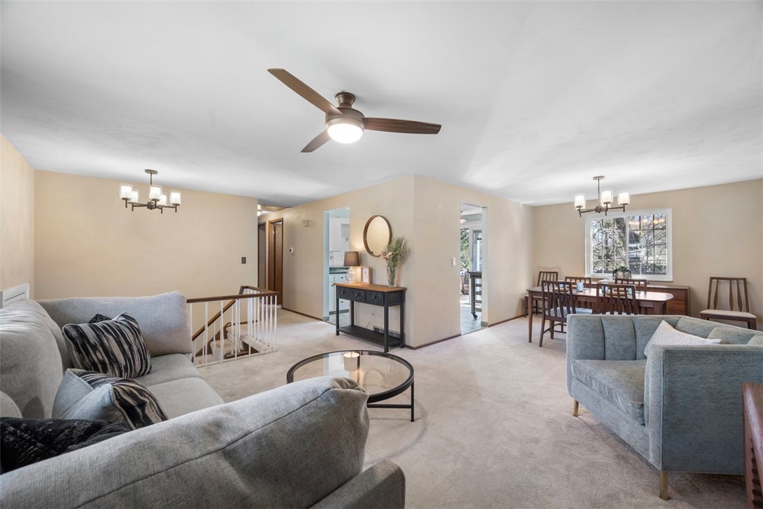 McCandless, Pennsylvania 15237, United States, 3 Bedrooms Bedrooms, ,2 BathroomsBathrooms,Residential,Contingent,114188