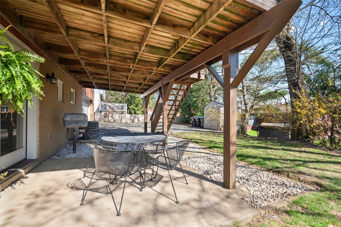 McCandless, Pennsylvania 15237, United States, 3 Bedrooms Bedrooms, ,2 BathroomsBathrooms,Residential,Contingent,114188