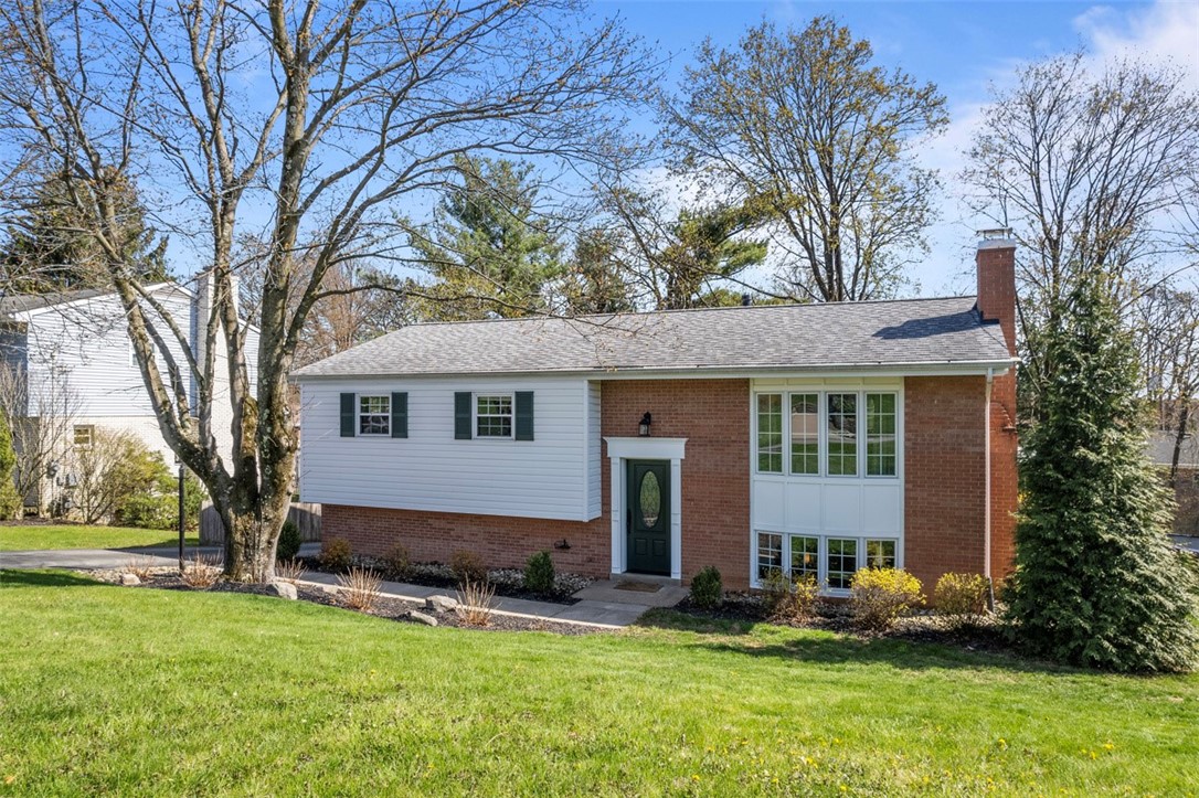 McCandless, Pennsylvania 15237, United States, 3 Bedrooms Bedrooms, ,2 BathroomsBathrooms,Residential,Contingent,114188