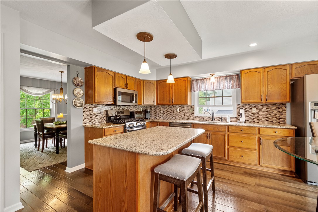 5743 Villahaven Dr Dr, Bethel Park, Pennsylvania image 12