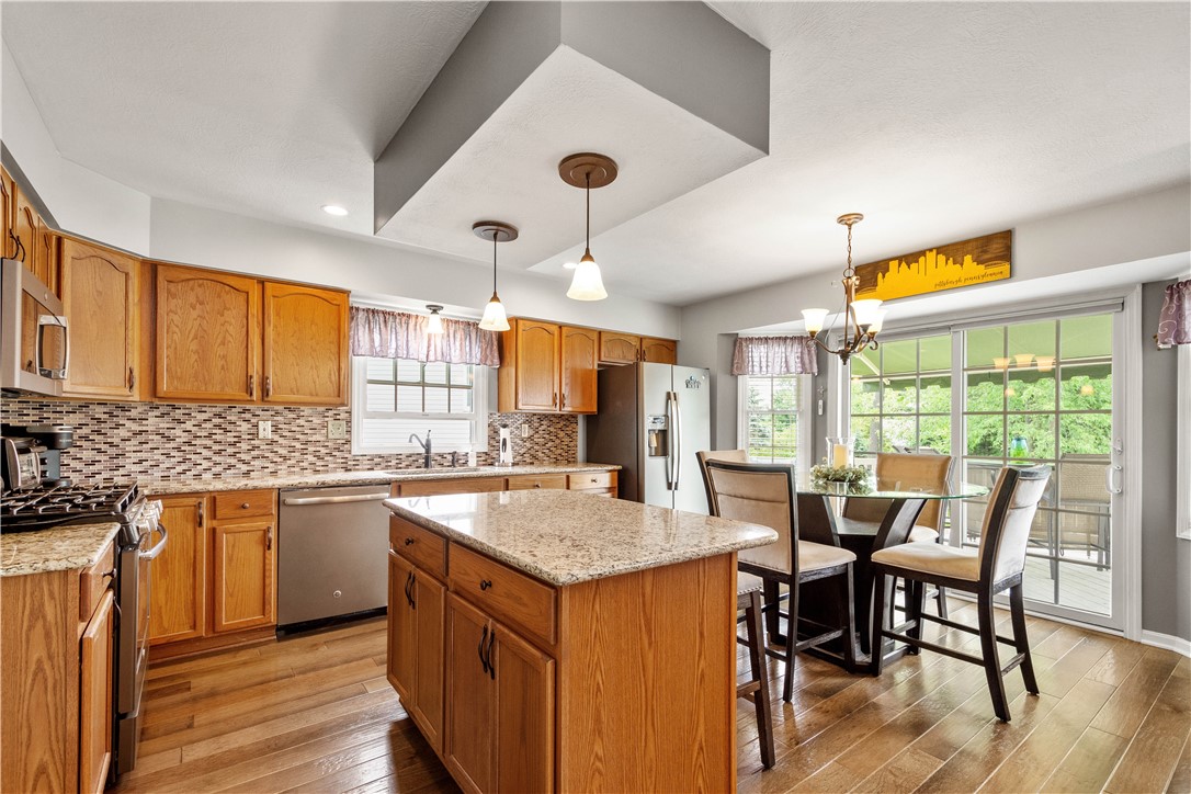 5743 Villahaven Dr Dr, Bethel Park, Pennsylvania image 13