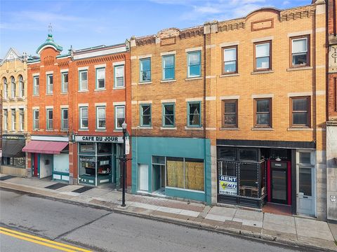 Photo of 1109 E Carson St, Pittsburgh, PA 15203 (MLS # 1729351)