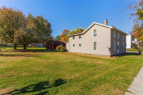 Photo of 211 Home St, Mercer, PA 16137 (MLS # 1726264)