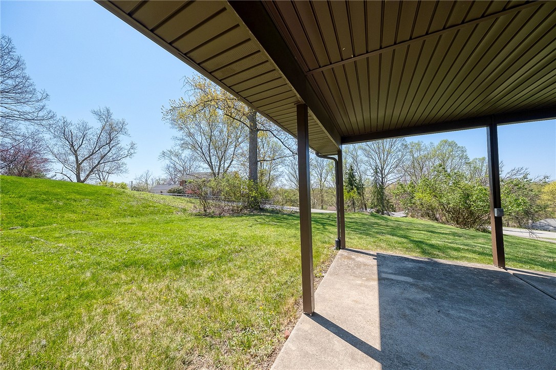 1367 Foxwood Dr Dr, Monroeville, Pennsylvania image 29