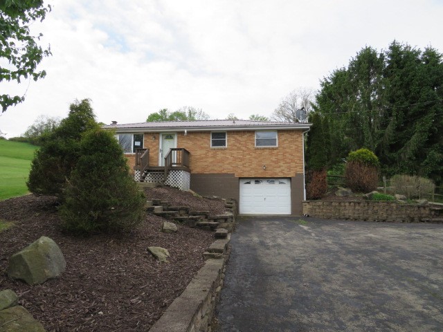 571 Little Daniels Run Rd