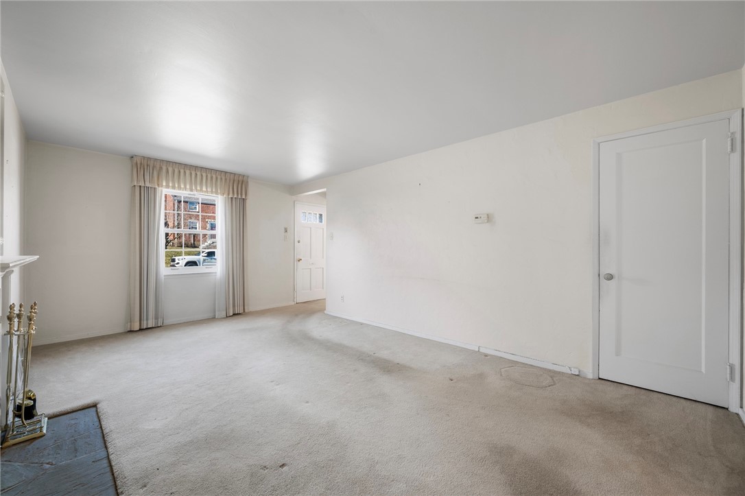 5313 Fieldcrest Drive Dr, Whitehall, Pennsylvania image 14